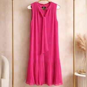 NWOT DKNY Size 6 Vibrant Pink Midi Dress